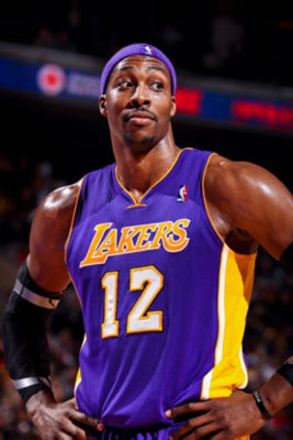 维罗纳vs亚特兰大：焦瓦内、贝拉-科沙首发，卢克曼、德凯特拉雷出战（维罗纳对阵亚特兰大：焦瓦内、贝拉-科沙先发，卢克曼与德凯特拉雷登场）