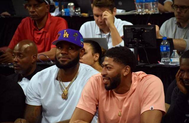 CBA赛季亮点回顾：精彩进球集锦,（CBA本赛季高光时刻盘点：精彩进球合集）