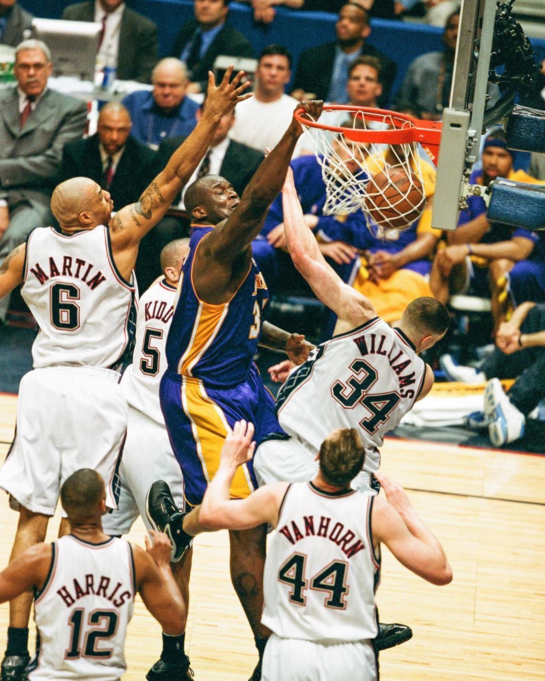 杨瀚森时隔5场终登场4+2+2+1+1，得分超河村勇辉升亚洲球员榜第12（杨瀚森缺席五场后复出交出4+2+2+1+1，得分超越河村勇辉升至亚洲球员榜第12位）