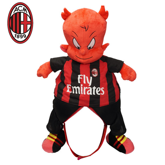 欧冠赛场精彩瞬间：巴萨主场2-0取胜,（欧冠焦点战：巴萨主场2-0告捷）