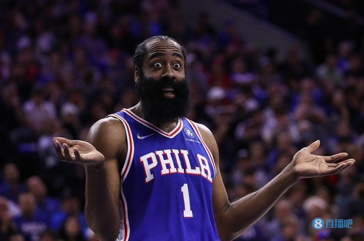 热火五连败期间三分命中率仅29%，场均助攻只有24次（热火遭遇五连败：三分命中率仅29%，场均助攻仅24次）