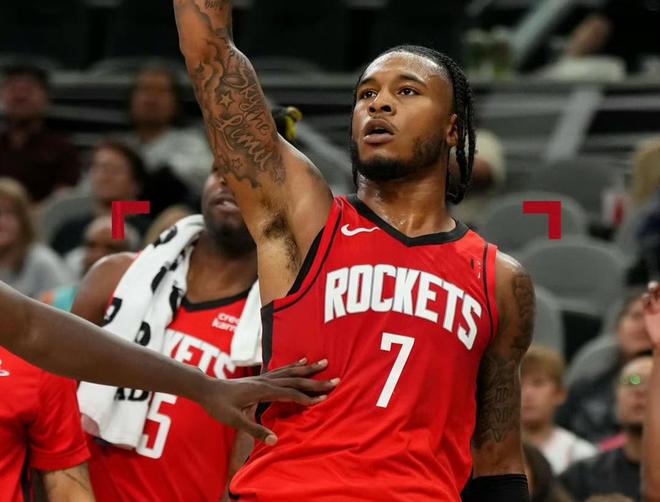 中超9／10月最佳阵容：卡扎伊什维利领衔，吴曦、吕焯毅入选（中超9-10月最佳阵容出炉：卡扎伊什维利领衔，吴曦、吕焯毅在列）