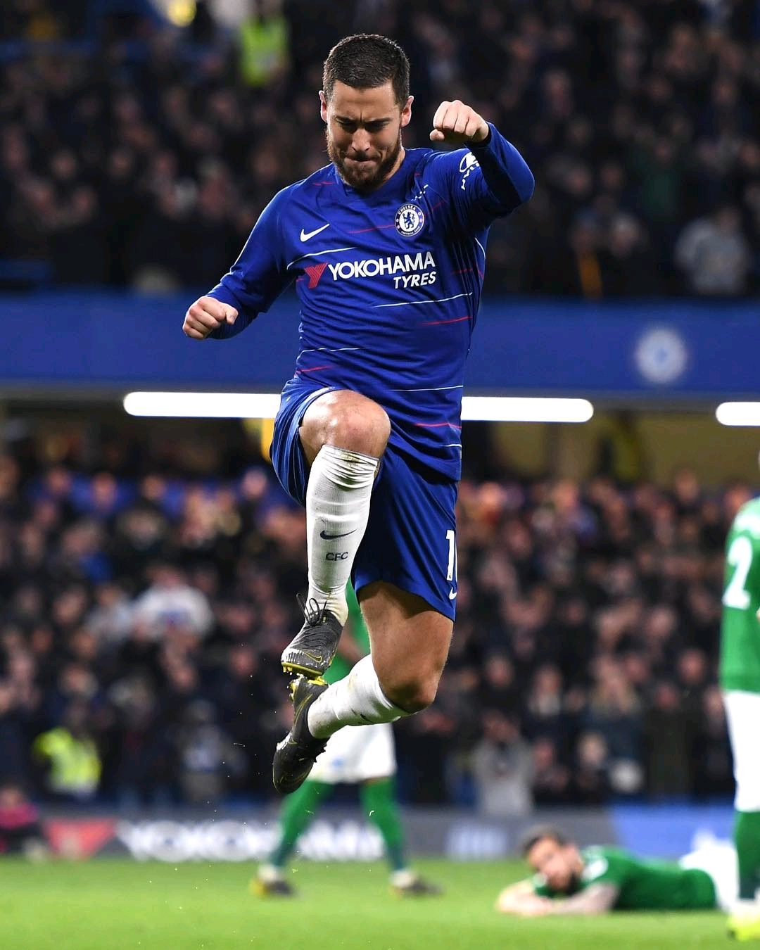 世体：卡萨多中场扫荡能力出色，他可解放德容的组织能力（世体：卡萨多中场拦截能力出众，可让德容更专注组织）