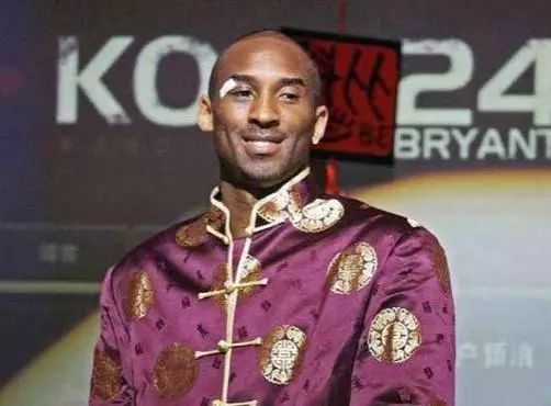 近千名乒乓球小将角逐2025年四川省青少年体育系列赛（近千名乒坛新秀逐鹿2025年四川省青少年体育系列赛）